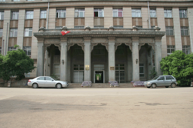 昆明醫(yī)學院校園美景