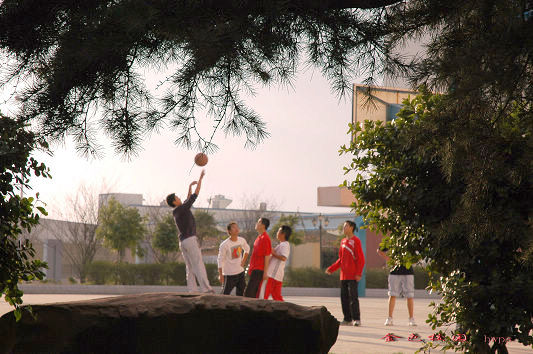 云南國土資源職業(yè)學(xué)院_溫馨畫片